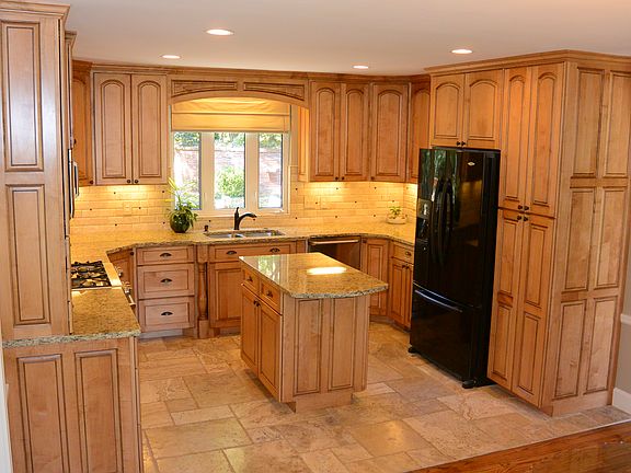 5th image of 1603 Dearborn Dr
