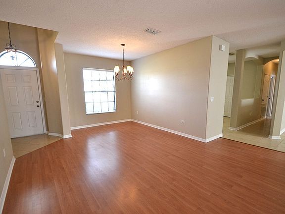 2nd image of 19330 Timber Pine Ln