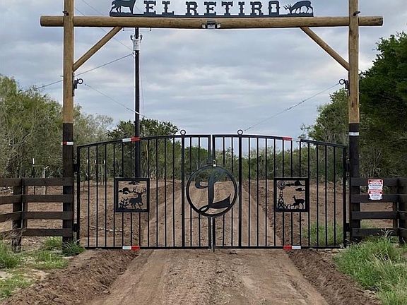 2nd image of 218 County Road Rd