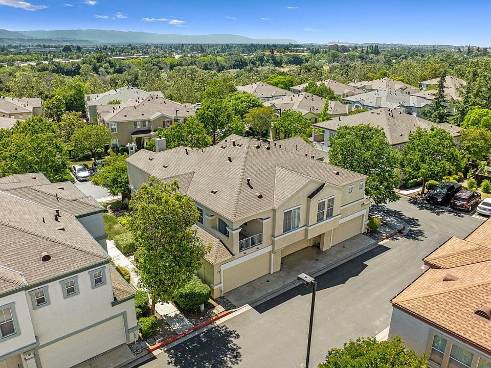 1st image of 854 Brea Ln