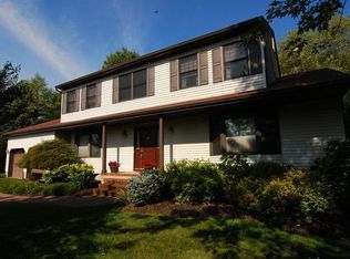 9 Regina Rd, Succasunna, NJ 07876