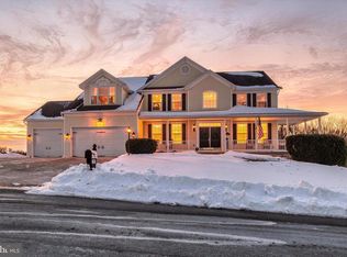 28 Hunt Run Dr, New Freedom, PA 17349