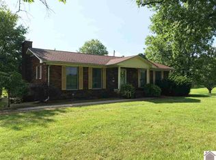 2052 Tom Taylor Rd, Murray, KY 42071