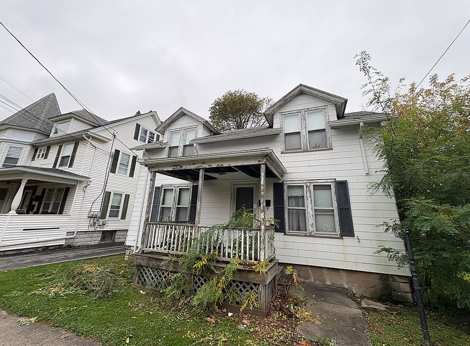 1st image of 193 N Main St