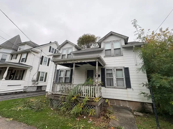 193 N Main St, Geneva, NY 14456