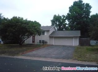 1413 Meadowmoor Dr NE, Fridley, MN 55432
