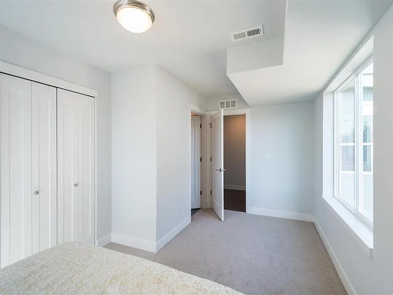 1574 Wolff St — Photo 14