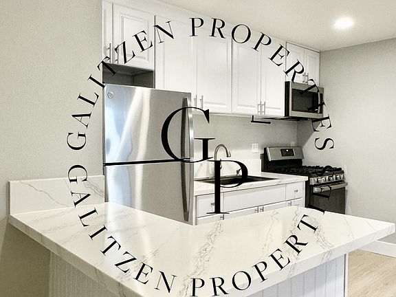 3rd image of 216 14th St APT C