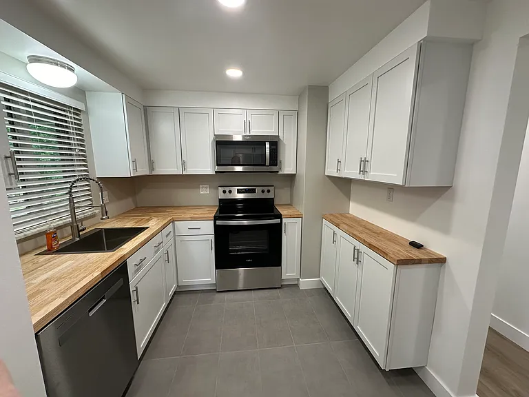 219 McCully St #219 — Photo 8