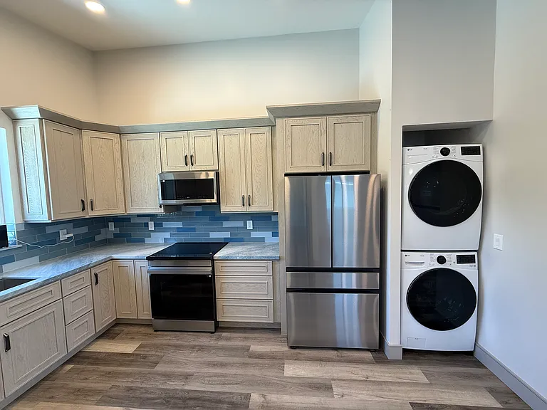 801 Vale View Dr #B — Photo 39