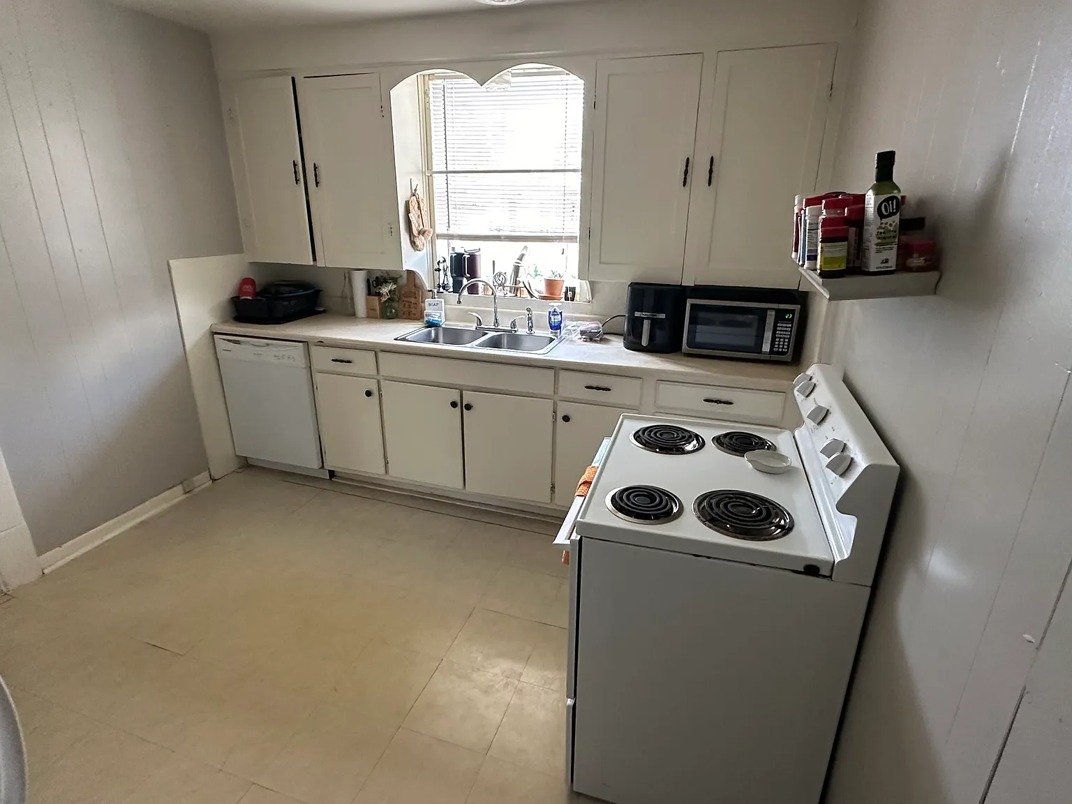 706 13th Street — Photo 3