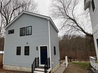 14 Hobart St #A, Exeter, NH 03833