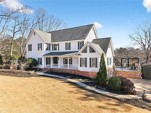 3rd image of 3185 Raskarity Rd