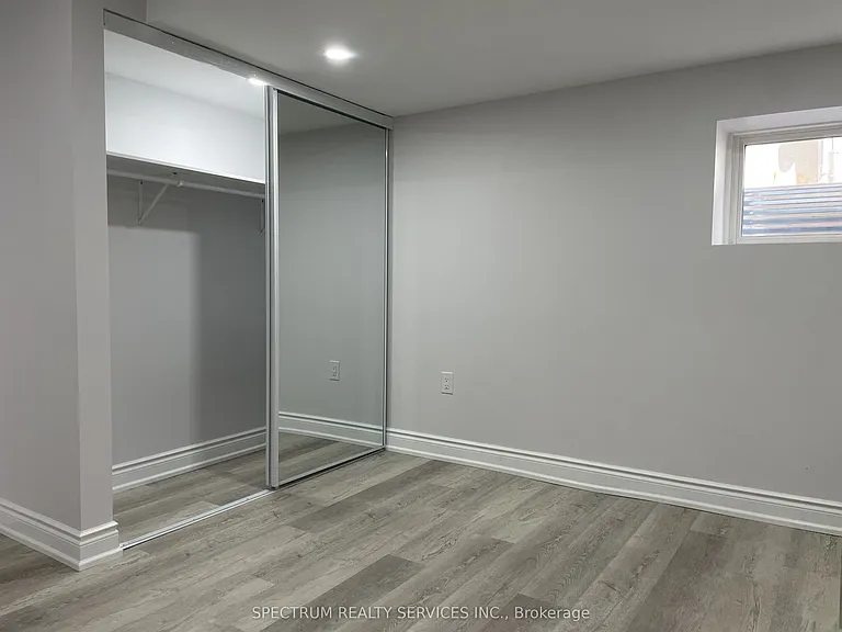 27 Yale Dr #BASEMENT — Photo 14
