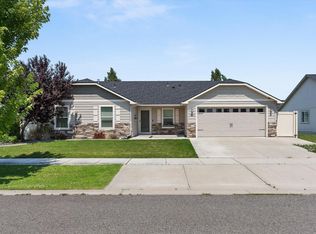 19005 E Mountain View Ave, Spokane Valley, WA 99027