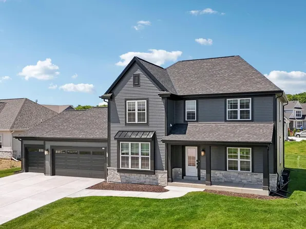 779 Kohlwey DRIVE #Lt28, Grafton, WI 53024