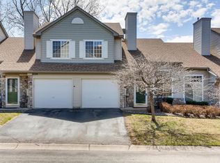 2133 Baneberry Way W, Chanhassen, MN 55317