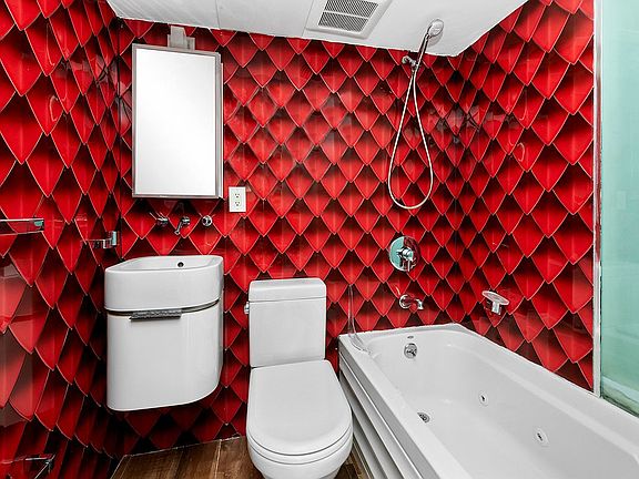 5th image of 309 W 82nd St APT C