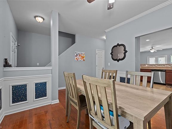 4th image of 1301 Torrey Pines Ct