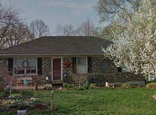207 Laurel Ln, Nicholasville, KY 40356
