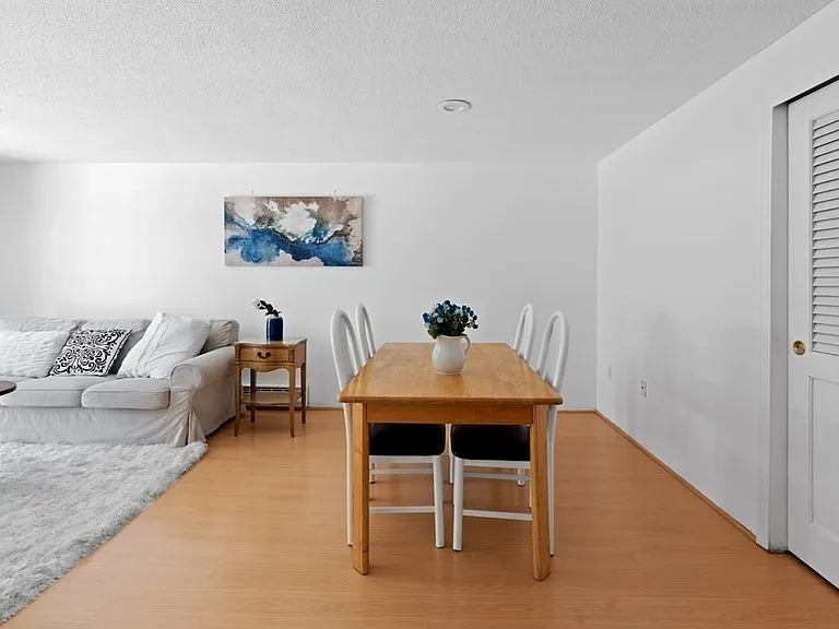 1186 Worcester Rd #220 — Photo 3