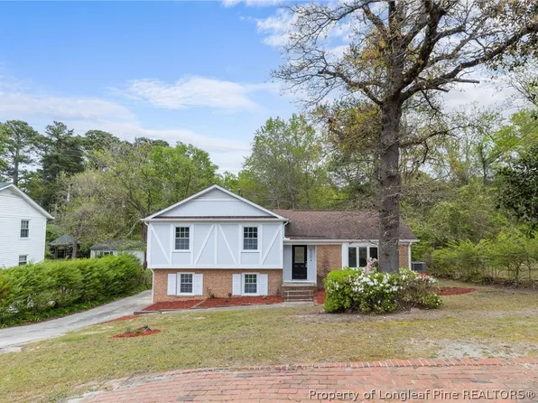 5304 Chesapeake Rd, Fayetteville, NC 28311