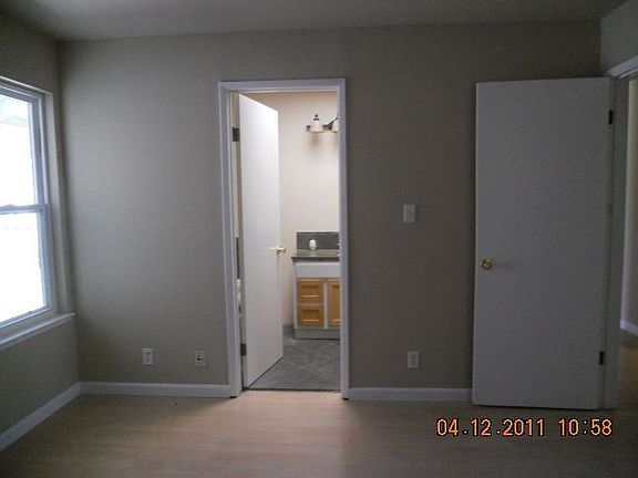 5th image of 543 Bluefield Dr
