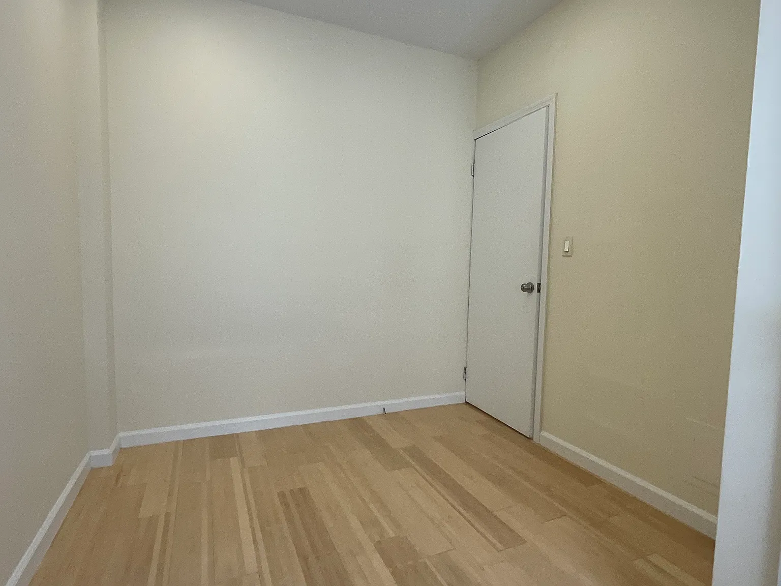562 West 189th Street — Photo 3