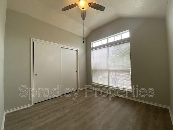 4th image of 4718 Silver Wood Ct