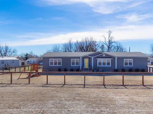 400 E North Dr, Fletcher, OK 73541