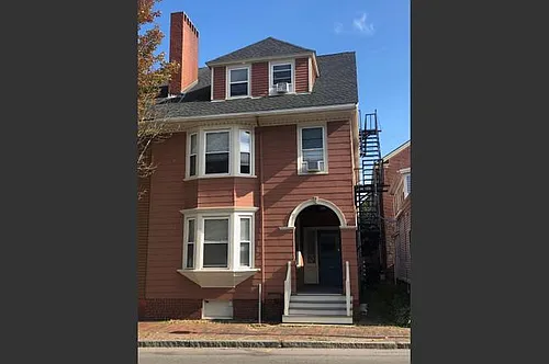 126 Spring St #1 Photo 1
