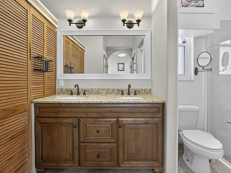 716 Lake Wellington Dr — Photo 20
