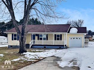 110 Hyde Ln, Statesville, NC 28625