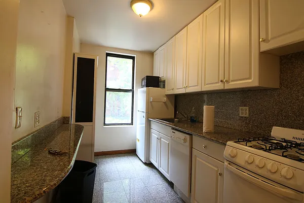 Rented by Guidance Realty Corp. | media 3