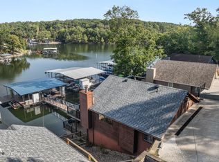 65 Westbrook Dr, Sunrise Beach, MO 65079