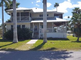 207 Broadway Ave W, Everglades City, FL 34139