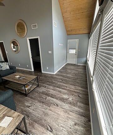 4th image of 25 L St Unit 2