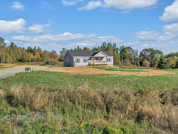 4th image of 13 Ouellette Drive