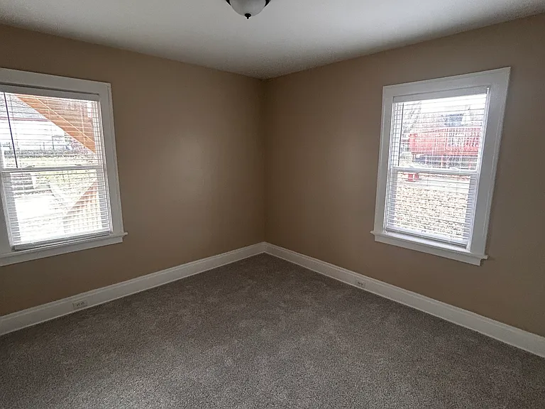 4377 Saint Lawrence Ave #1 — Photo 4