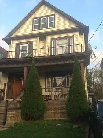 3 bed, 1150 sqft, $1,250 — Photo 1