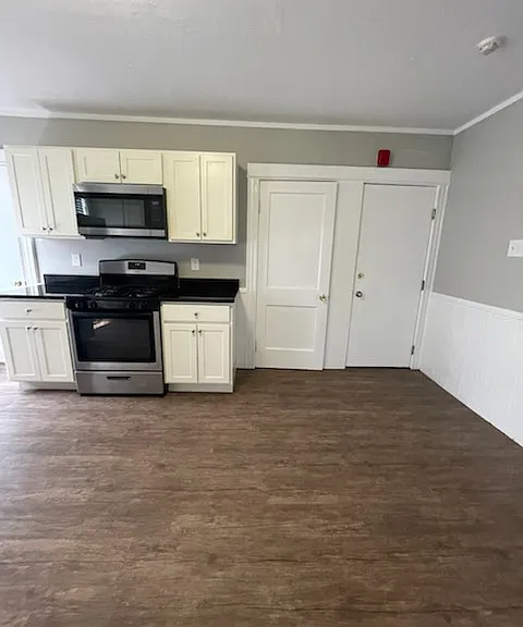 706 Front St #1F — Photo 3
