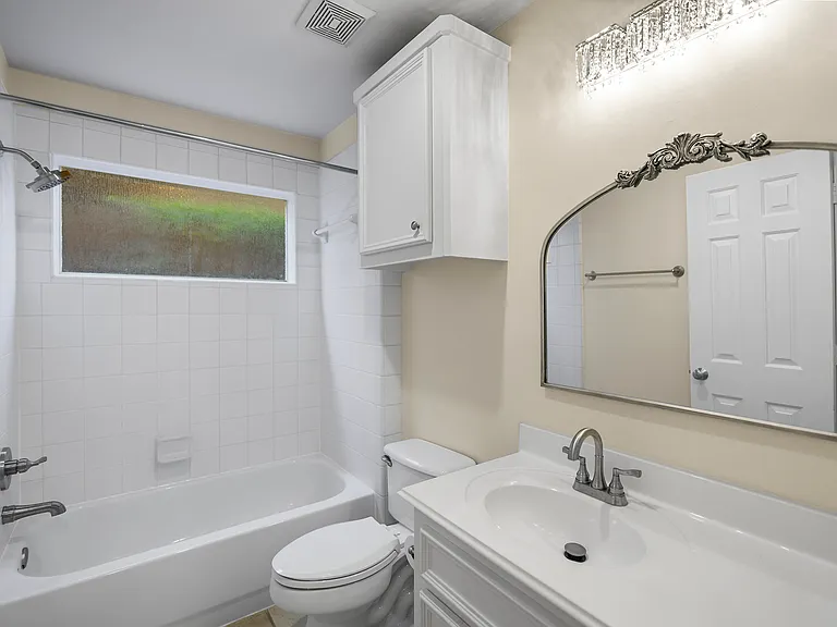 3307B W Lamar St — Photo 18
