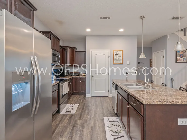 193 Johnson Ct — Photo 13
