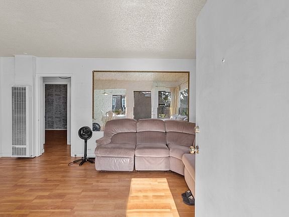 3rd image of 9628 Washington Blvd
