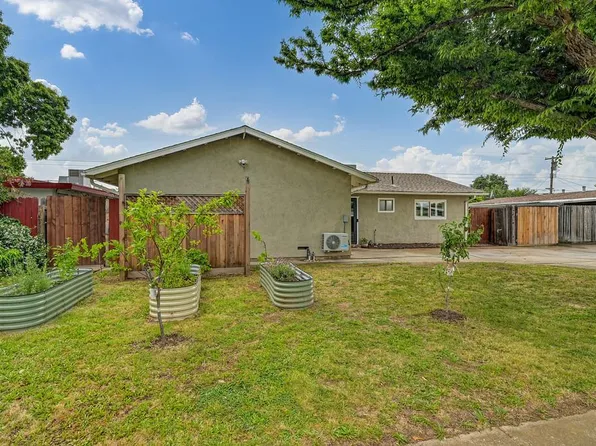 1512 32nd Ave, Sacramento, CA 95822