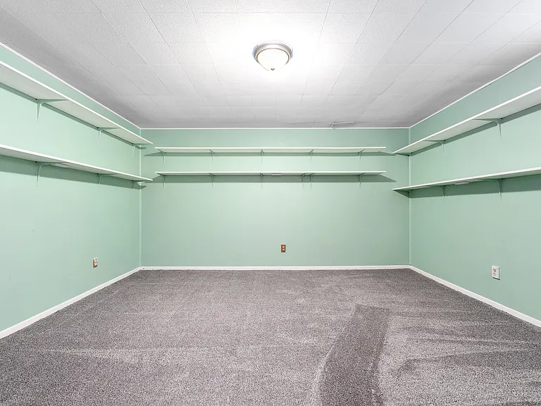 2317 S Bahnson Ave — Photo 12