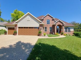 3406 Eagle Ridge Dr W, Willmar, MN 56201