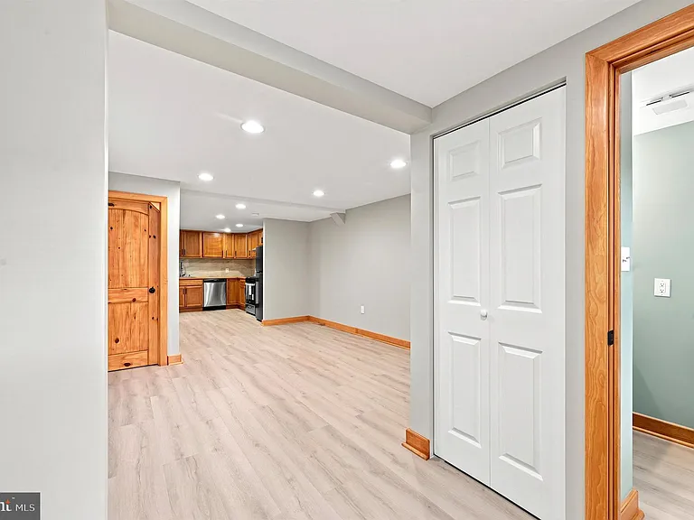 705 Forrest Ave — Photo 14