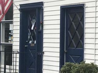 1553 Hopmeadow St APT B, Simsbury, CT 06070