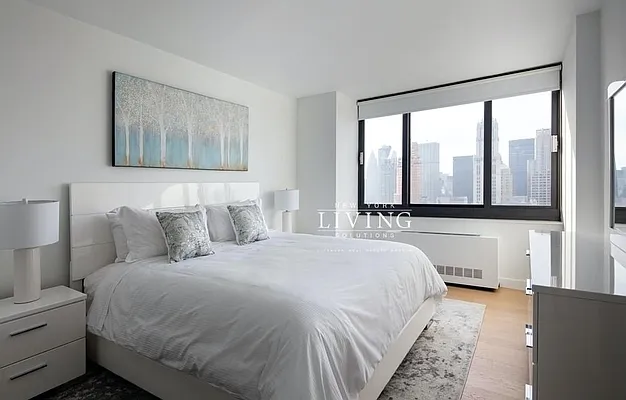 Rented by NY Living Solutions | media 10